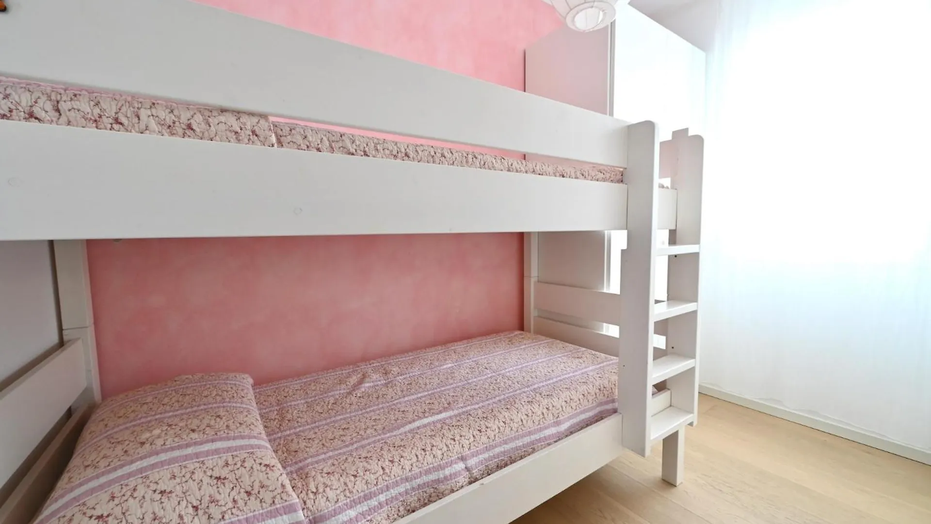 Villaggio Dei Pellicani Apartments Lido di Jesolo